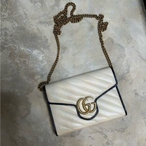 Gucci GG Marmont chain wallet shoulder bag